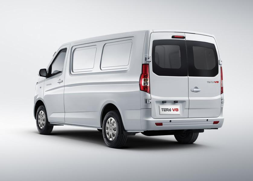 Tera V8 Lăn Bánh TPHCM – Giải Pháp Vận Chuyển Hiệu Quả Tại OTOVAN.VN